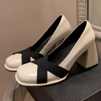 2023 Новые модные весенне-летние туфли-лодочки, женские кожаные лоферы на массивном каблуке, женские туфли с квадратным носком, роскошные дизайнерские туфли на высоком каблуке белого цвета Изображение