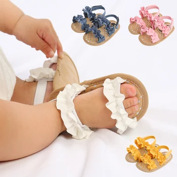 Новые летние детские сандалии для малышей; парусиновая обувь для новорожденных девочек; Детские противоскользящие первые ходунки на плоской подошве; разноцветные балетки Изображение