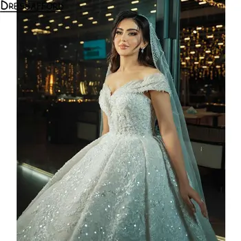Принцесса с открытыми плечами, Свадебные платья из Дубая, Бальное платье, расшитое блестящим бисером, Аппликации из хрусталя, Кружевное свадебное платье из Саудовской Аравии Изображение
