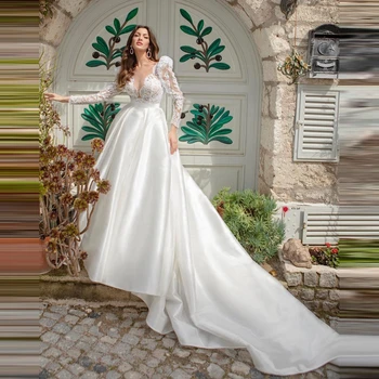 Прозрачные аппликации, Атласное свадебное платье с длинным шлейфом, сексуальный V-образный вырез, Длинные рукава, свадебные платья трапециевидной формы, иллюзия застежки-молнии сзади Изображение