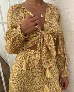 Топы Happie Queens, винтажные желтые богемные блузки с цветочным принтом и кисточками, женские пляжные рубашки в стиле бохо на шнуровке с круглым вырезом и длинным рукавом Изображение